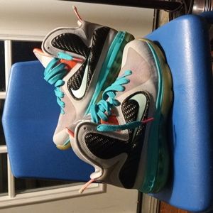Nike Lebron 9 "South Beach"
